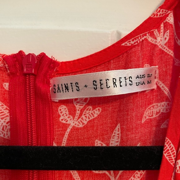SAINTS + SECRETS SHORT SLEEVE WRAP DRESS - Picture 5 of 5